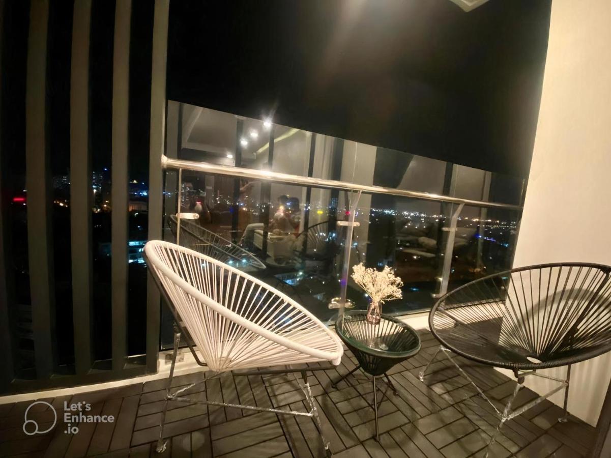 Bearbrick Homestay Near Beach, Csj Tower Apartment Vung Tau Exterior photo